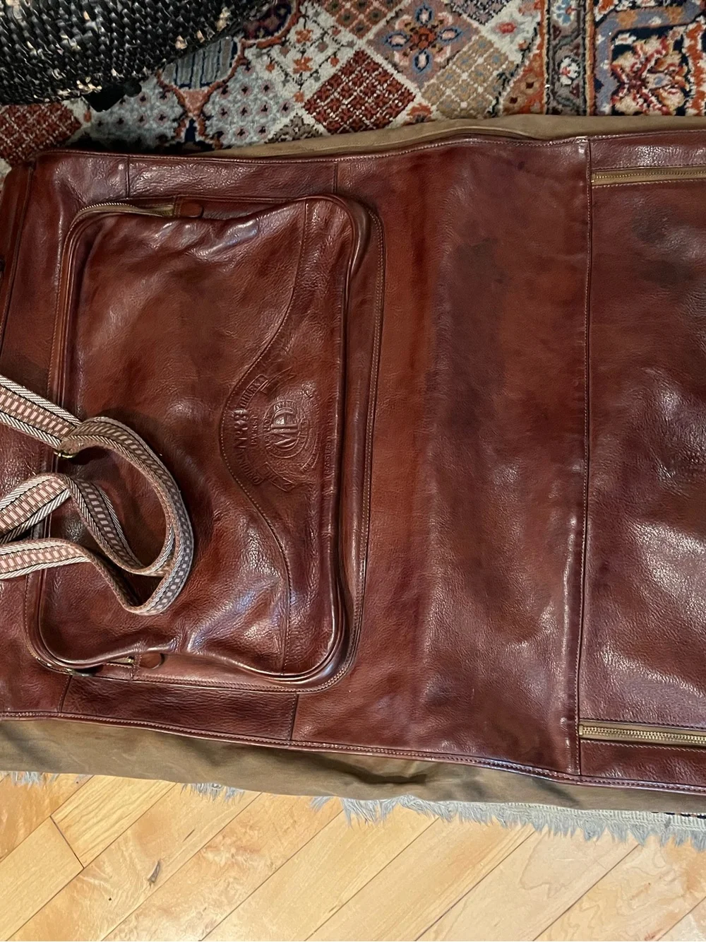 Men's Leather Travel Garment Travel Bag - Brown